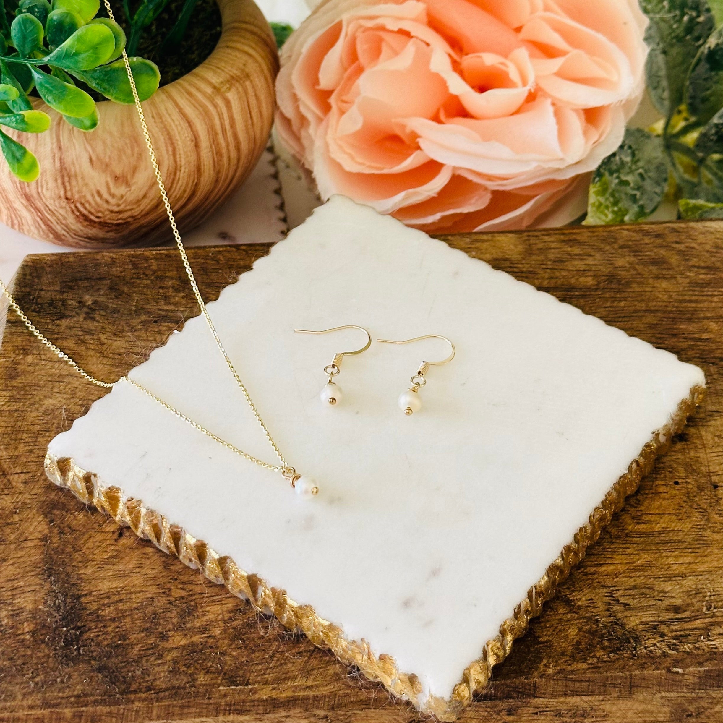 Greta Freshwater Pearl Necklace Set | Sustainable Ocean-Inspired Jewelry