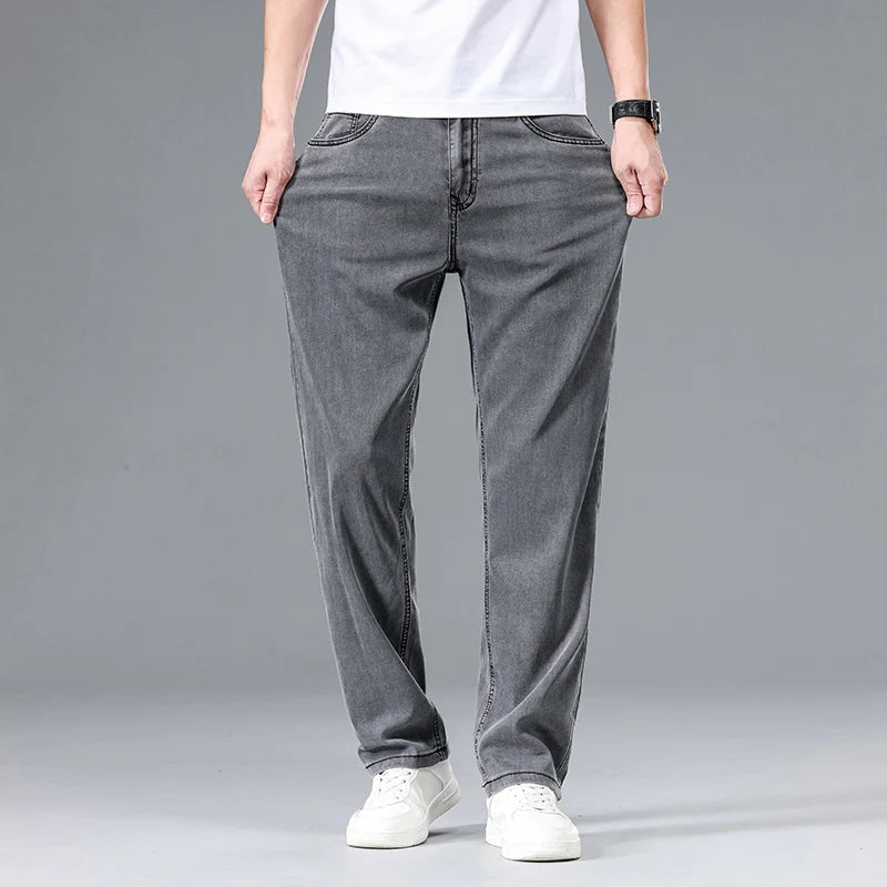 Clarence | Men's Relaxed Fit Straight Leg Jeans